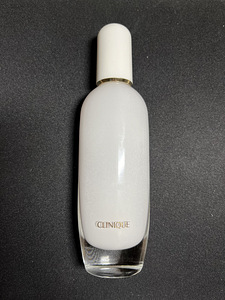 Aromatics in White Clinique (3 foto / 3)