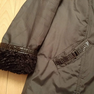 Naiste talvemantel kapuutsiga, suurus XL-XXL (4 foto / 8)