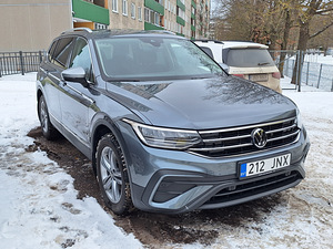 VOLKSWAGEN TIGUAN ALLSPACE (2 foto / 12)
