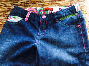 Новые джинсы Desigual 152 см