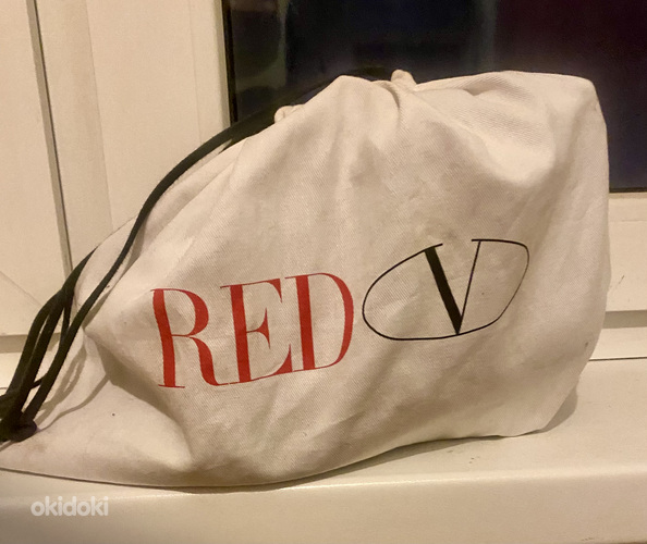 Punased Valentino Red(V) naeltega poolsaapad (foto #5)