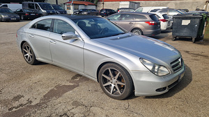 Mercedes-Benz CLS 320 CDI (2 foto / 6)