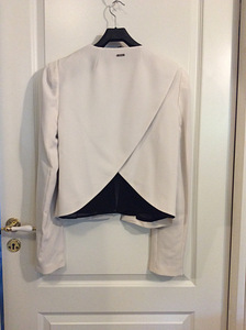 Uus Guess Los Angeles jakk s.L (9 foto / 10)