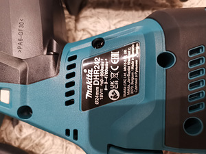 Новый аккумуляторный перфоратор Makita DHR242Z — без аккумулятора (4 фото из 5)