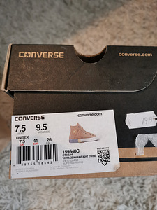 Новые кеды CONVERSE р. 41 (3 фото из 3)
