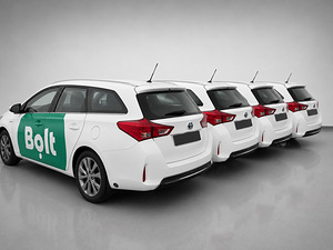 AUTORENT TOYOTA AURIS HYBRID + LPG | AUTORENT BOLT (2 foto / 9)