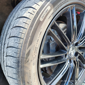 Audi Q7 V6 Quattro (8 foto / 12)