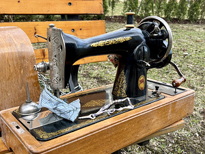 Sewing machine / Швейная машинка/ õmblusmasin (6 фото из 10)