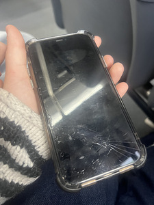 iPhone 11 (4 foto / 4)