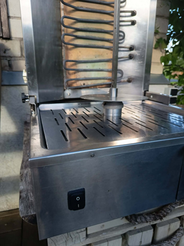 Professionaalne elektriline kebabigrill GR60F 5800W 380–415V