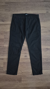 Zara dnwr mustad chino püksid 44 - Uued (1 foto / 4)