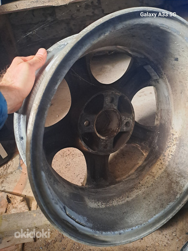 Müüa valuveljed R15 (4 poldiga)