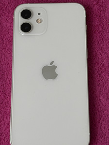 iPhone 12 (2 foto / 3)