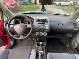 Honda Jazz 2006 (5 foto / 6)