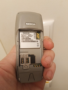 Telefon Nokia 1101 RH-75 (2 foto / 5)