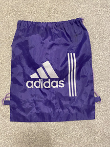 Adidas (1 foto / 2)