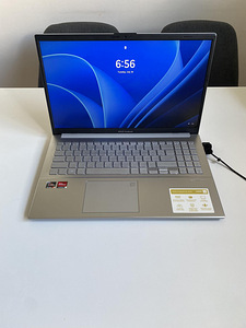 ASUS Vivobook Go 15 (2 foto / 3)