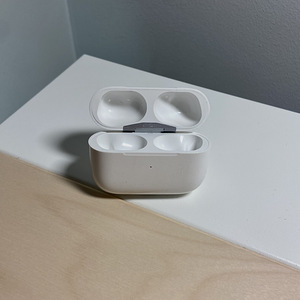 AirPods Pro (2 поколение) (2 фото из 7)