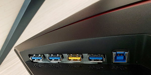 Монитор AOC 24g2u/bk (3 фото из 4)