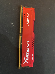 RAM 16gb kingston hyperX fury (1 foto / 3)