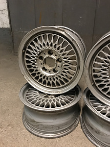 5 дисков BMW e47 1180448 7Jx15H2 fps 95 44 (4 фото из 9)