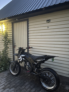 Aprilia sx 77cc (6 foto / 6)