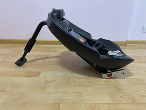 Cybex Cloud Q turvahäll + easyfix base (2 foto / 3)