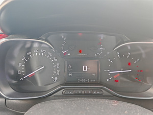 Citroen C3 Shine 1.5 R4 1.5 BlueHDi Diisel 75kW (3 foto / 7)