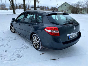 Renault Laguna 3 (3 фото из 8)