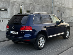 Volkswagen Touareg (3 foto / 5)