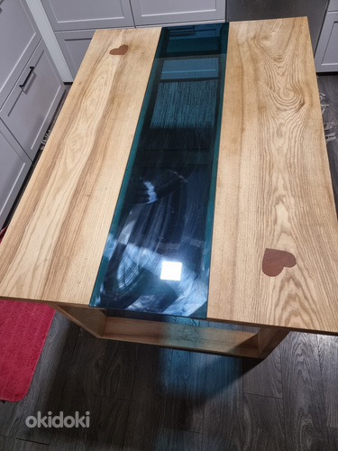 Деревянный обеденный стол (фото #1)