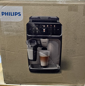 UUS Philips Series 5500, kroomvalge - Espressomasin (4 foto / 5)