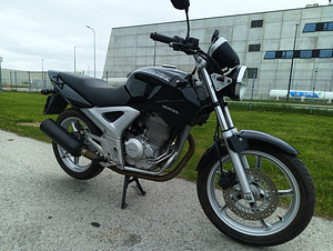 Honda CBX 250, A2 (2 foto / 8)