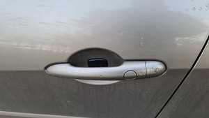 Renault Laguna (3 фото из 7)