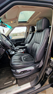 Land Rover Range Rover (4 фото из 10)