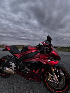 BMW S1000RR (6 фото из 10)