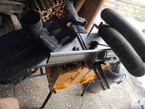 DeWalt (2 foto / 6)