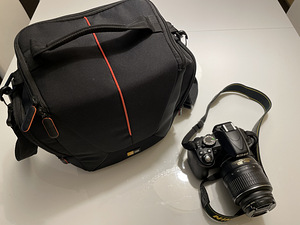 Nikon D3100 (1 фото из 1)