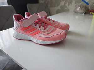 Adidas tossud suurus 33