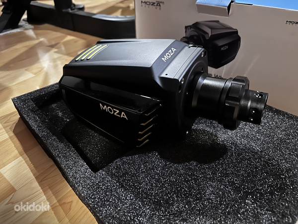 MOZA R16 v1