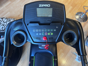 Беговая дорожка Zipro Start (3 фото из 4)