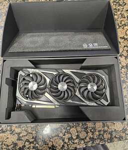 Продам ASUS GeForce RTX 3080 Ti ROG Strix 12G, 12288 MB (1 фото из 3)