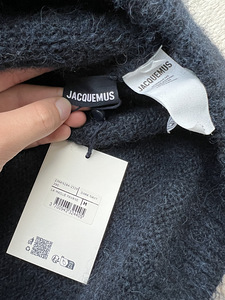 Jacquemus La Maille Pavane Sweater (8 foto / 8)