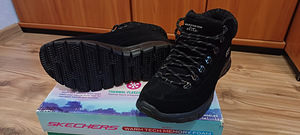 Зимние полусапожки Skechers (2 фото из 3)