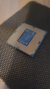 Müüa i5-9400