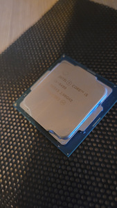 Müüa i5-9400 (2 foto / 2)