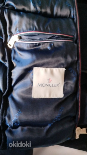 Продам куртку бренда Moncler. Торг имеется.