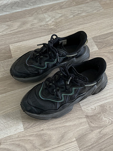 Adidas Ozweego tossud (1 foto / 6)