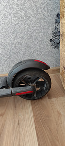 Ninebot kick scooter ES2 (6 foto / 6)