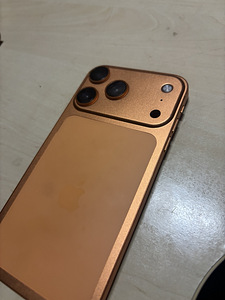 Telefon 11 Pro 17 Pro korpuses (4 foto / 7)